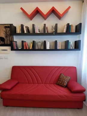 Roma Gemelli - Black & White Loft